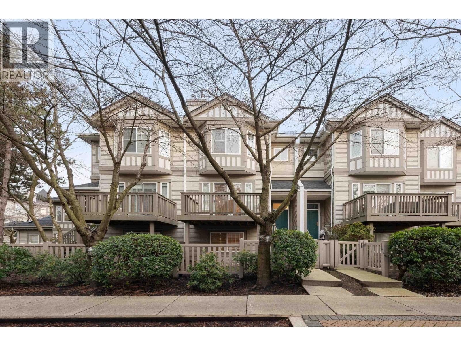 97 3880 WESTMINSTER HIGHWAY — Richmond, British Columbia - Main photo