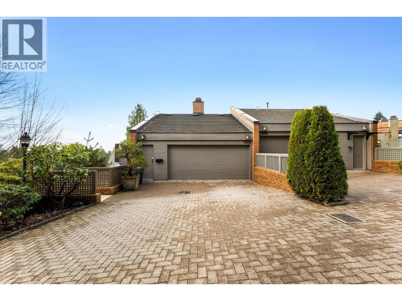 7353 YEW STREET — Vancouver, British Columbia - Main photo