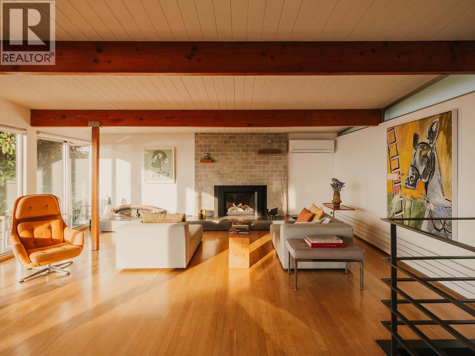 2391 WALL STREET — Vancouver, British Columbia - Photo 5 of 36