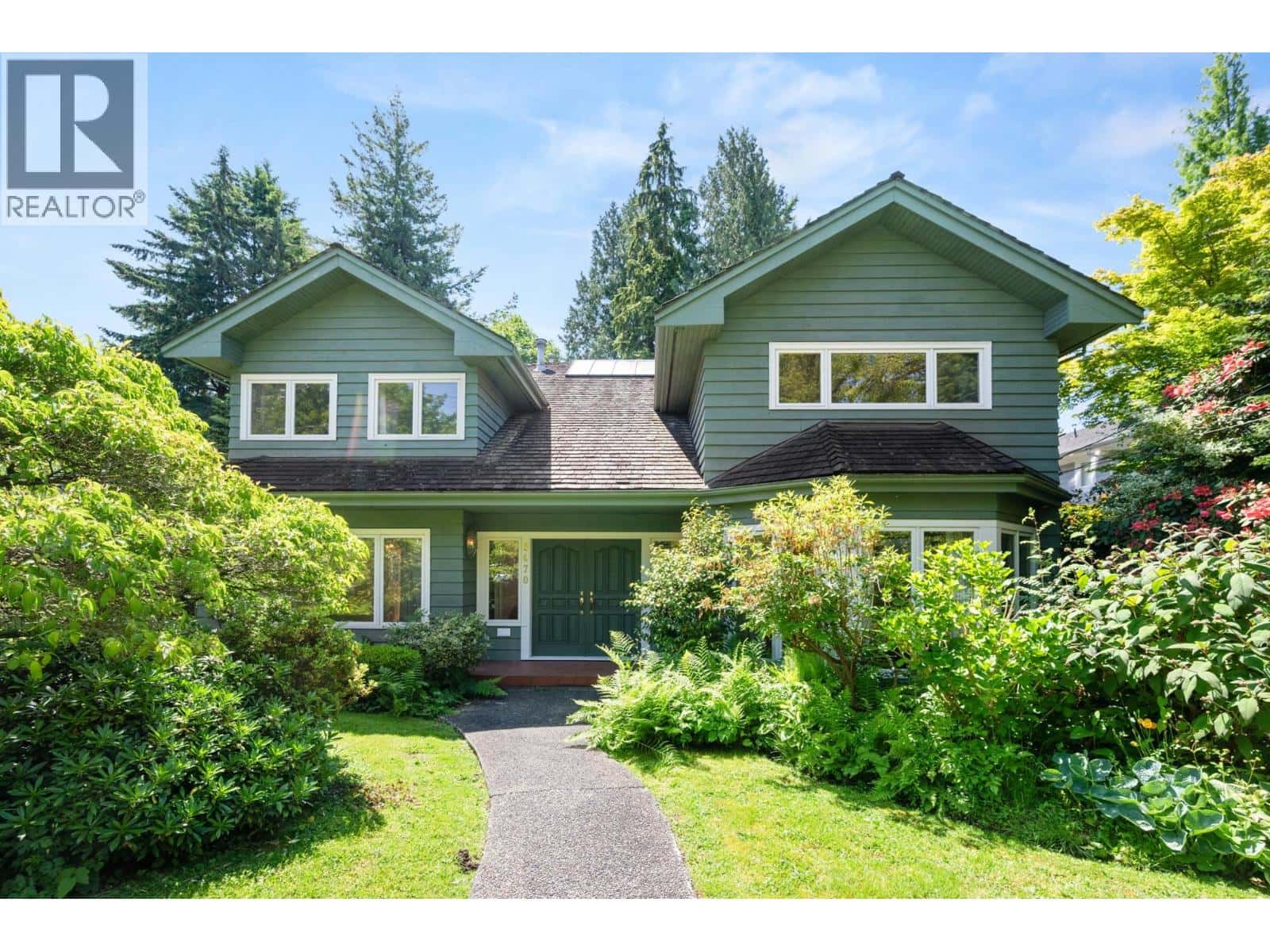 3470 W 43RD AVENUE — Vancouver, British Columbia - Photo 3 of 39