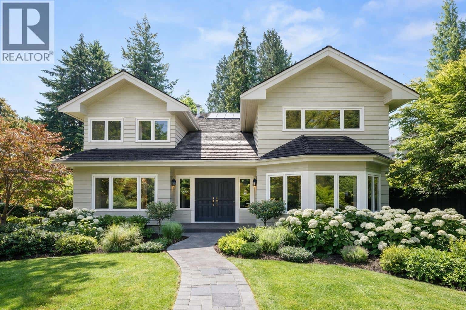 3470 W 43RD AVENUE — Vancouver, British Columbia - Photo 4 of 39