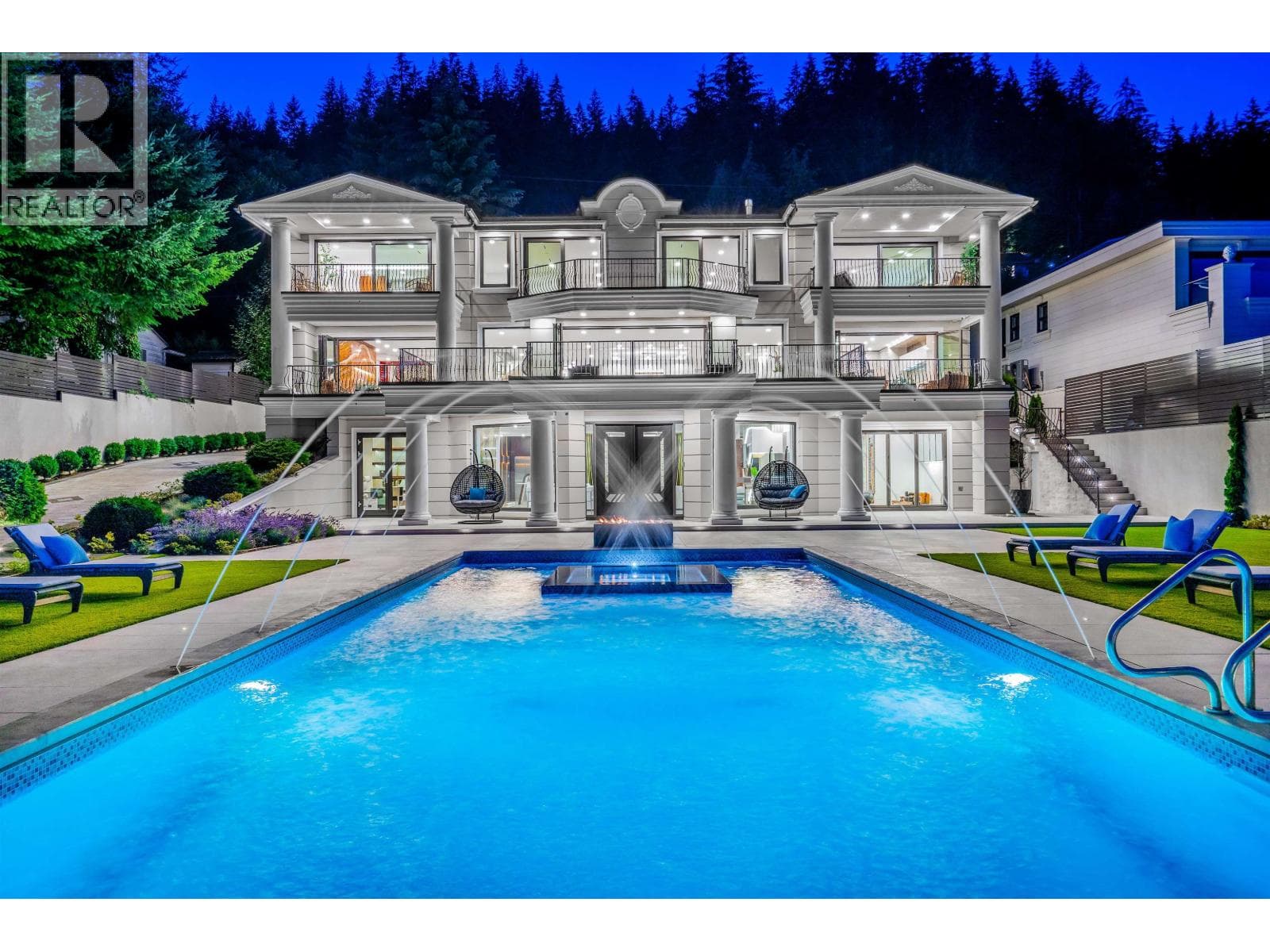 1123 CRESTLINE ROAD — West Vancouver, British Columbia - Main photo
