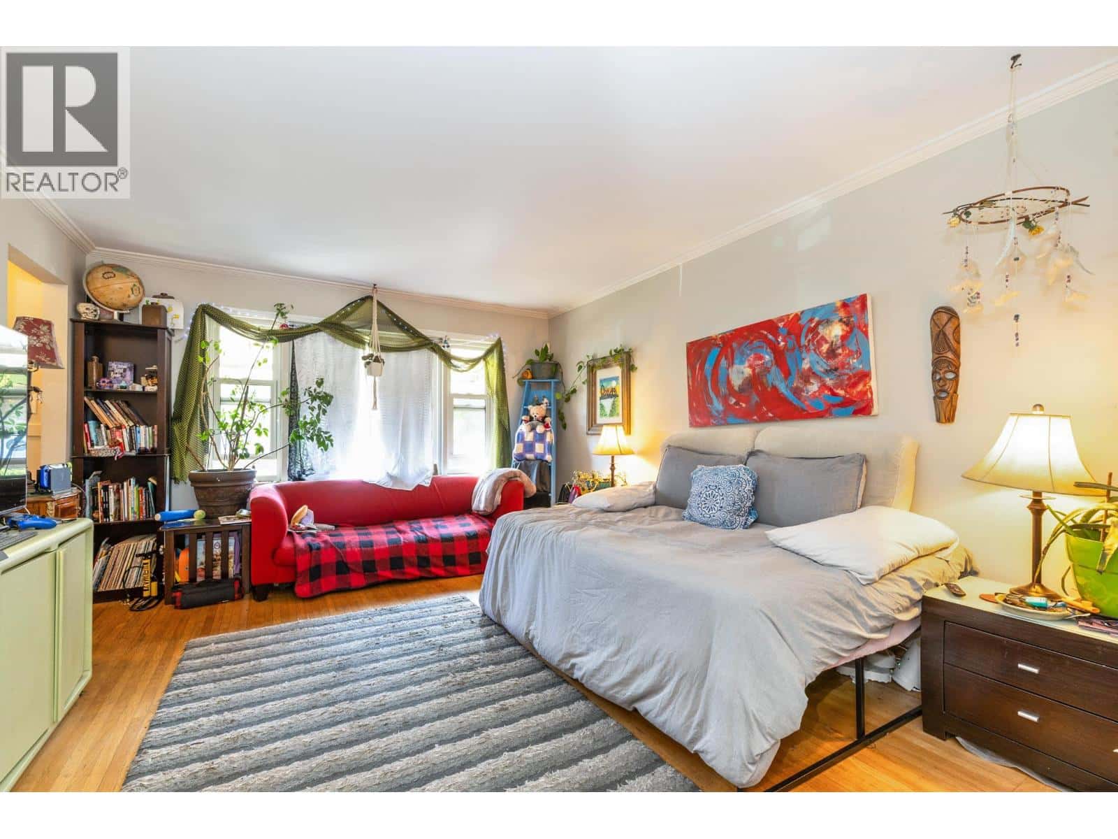 1341 E 29TH AVENUE — Vancouver, British Columbia - Photo 4 of 30