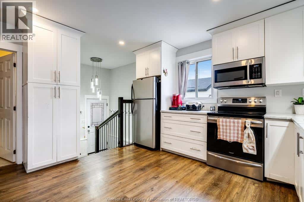 29 WILKINSON DRIVE — Leamington, Ontario - Photo 5 of 34