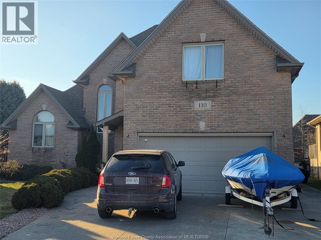 110 SYLVANO CRESCENT — Lakeshore, Ontario - Main photo
