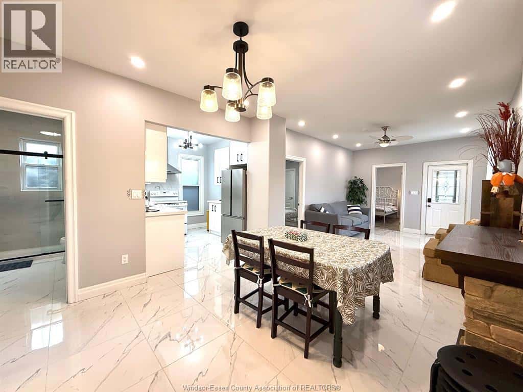 1116 WYANDOTTE East — Windsor, Ontario - Photo 5 of 39