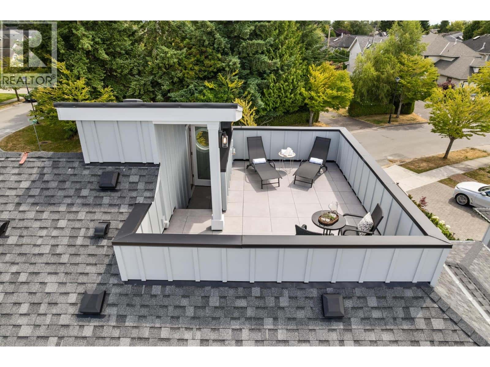 11811 DUNFORD ROAD — Richmond, British Columbia - Photo 4 of 40