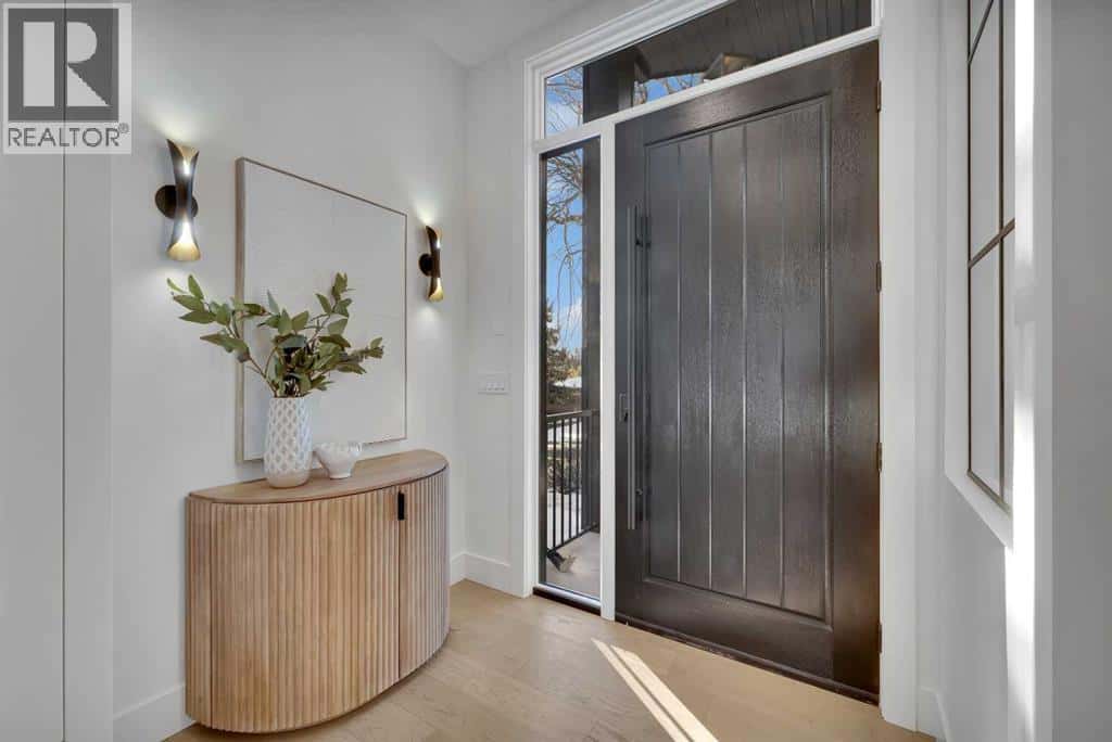 20 Roselake Street NW — Calgary, Alberta - Photo 5 of 50