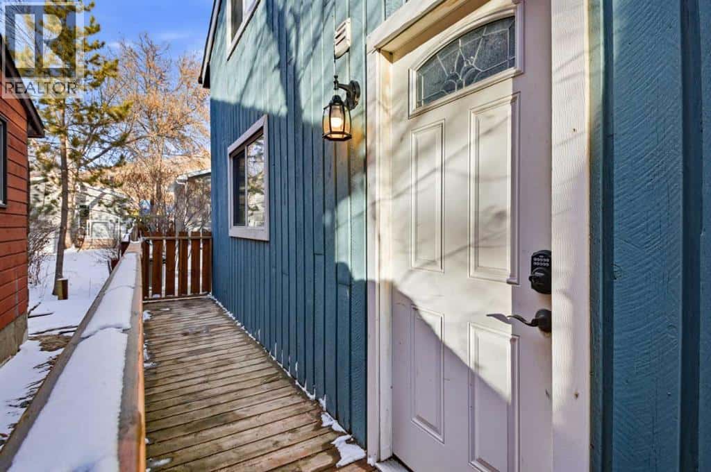 348 Powell Street — Cochrane, Alberta - Photo 5 of 50