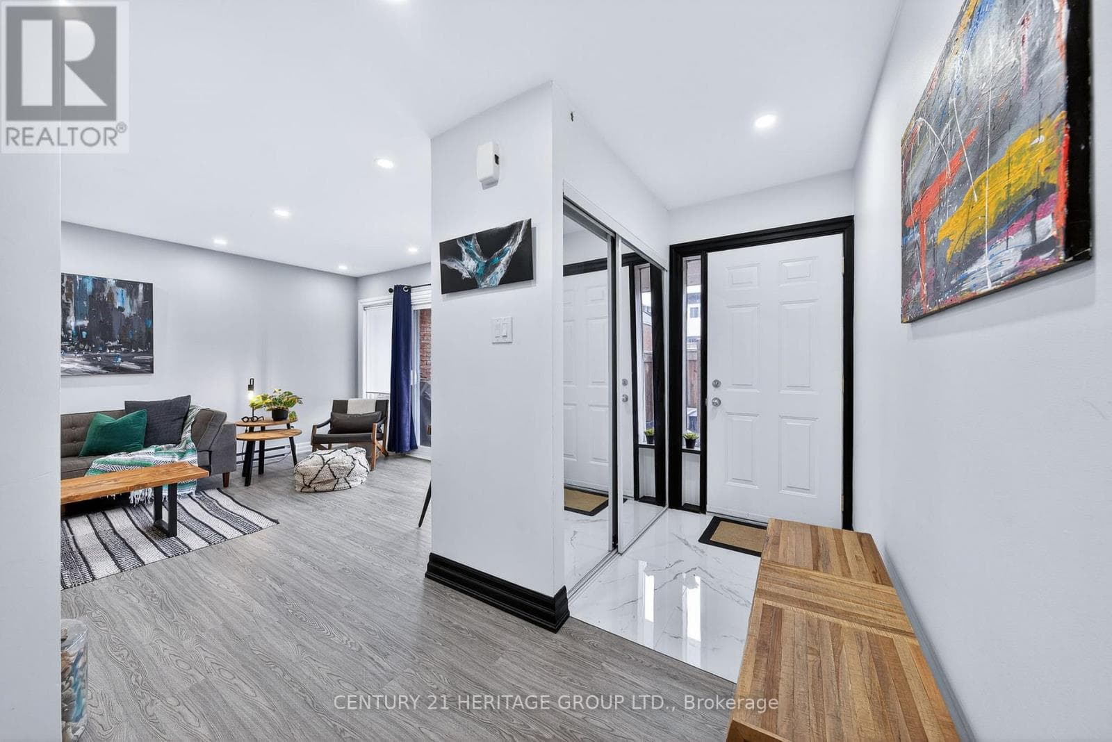 293 MILESTONE CRESCENT — Aurora (Aurora Village), Ontario - Main photo