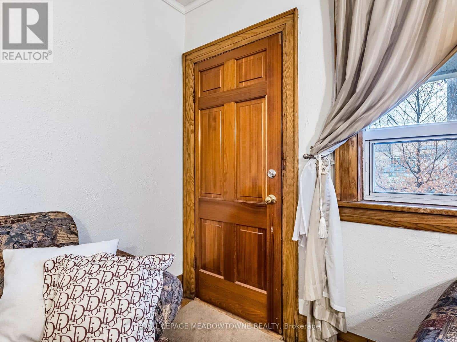 54 BICKNELL AVENUE — Toronto (Keelesdale-Eglinton West), Ontario - Photo 5 of 40