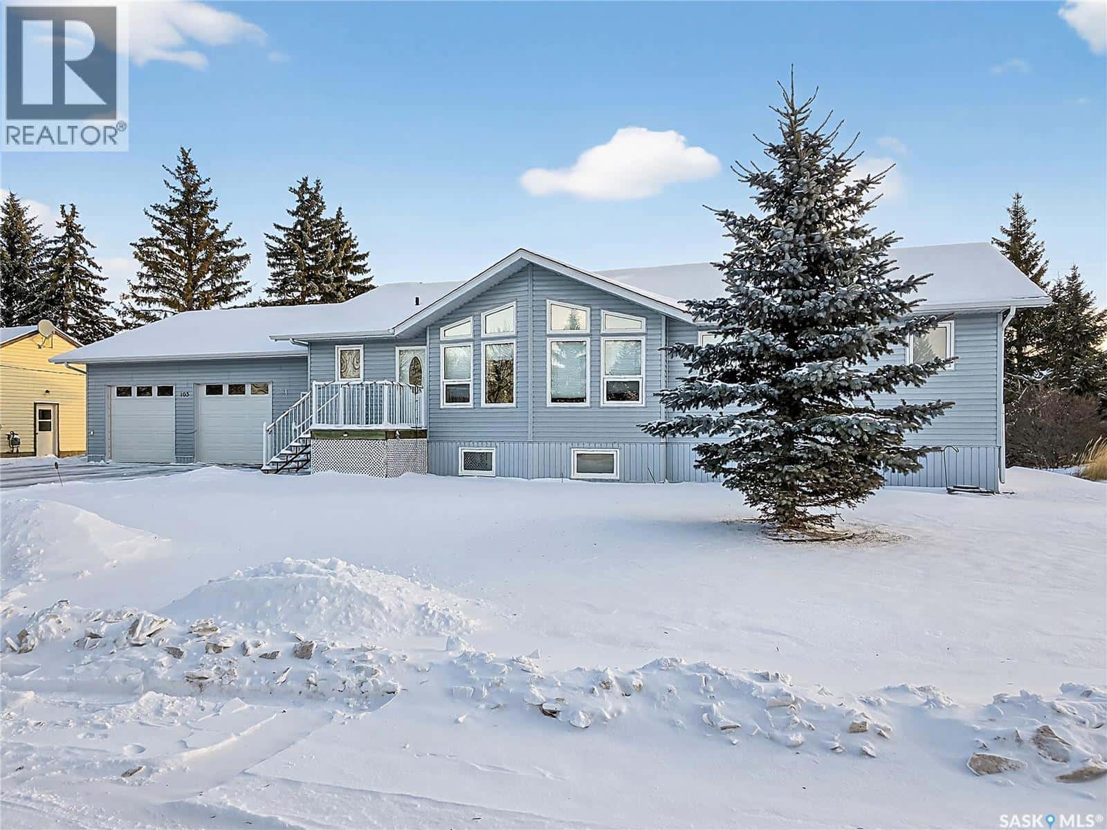 105 Nelson AVENUE — Kipling, Saskatchewan - Photo 3 of 50