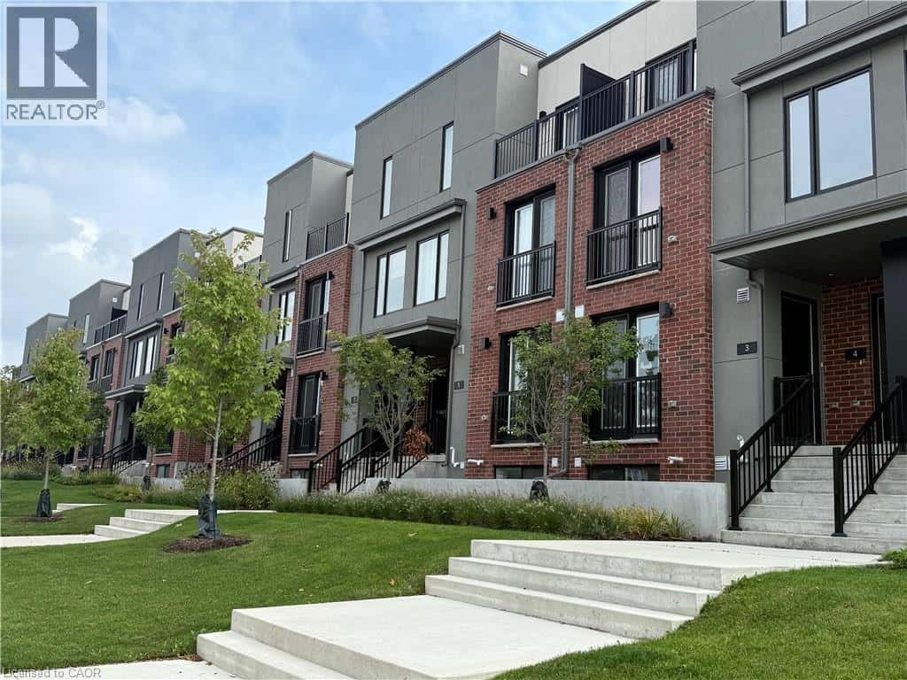 99 ROGER Street Unit# 8 — Waterloo, Ontario - Photo 4 of 43