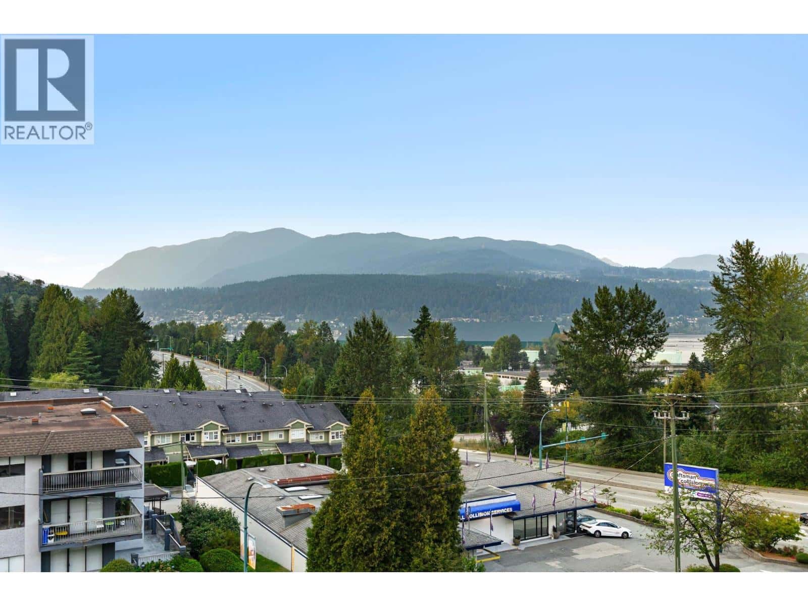 509 2015 ST. JOHNS STREET — Port Moody, British Columbia - Photo 5 of 20