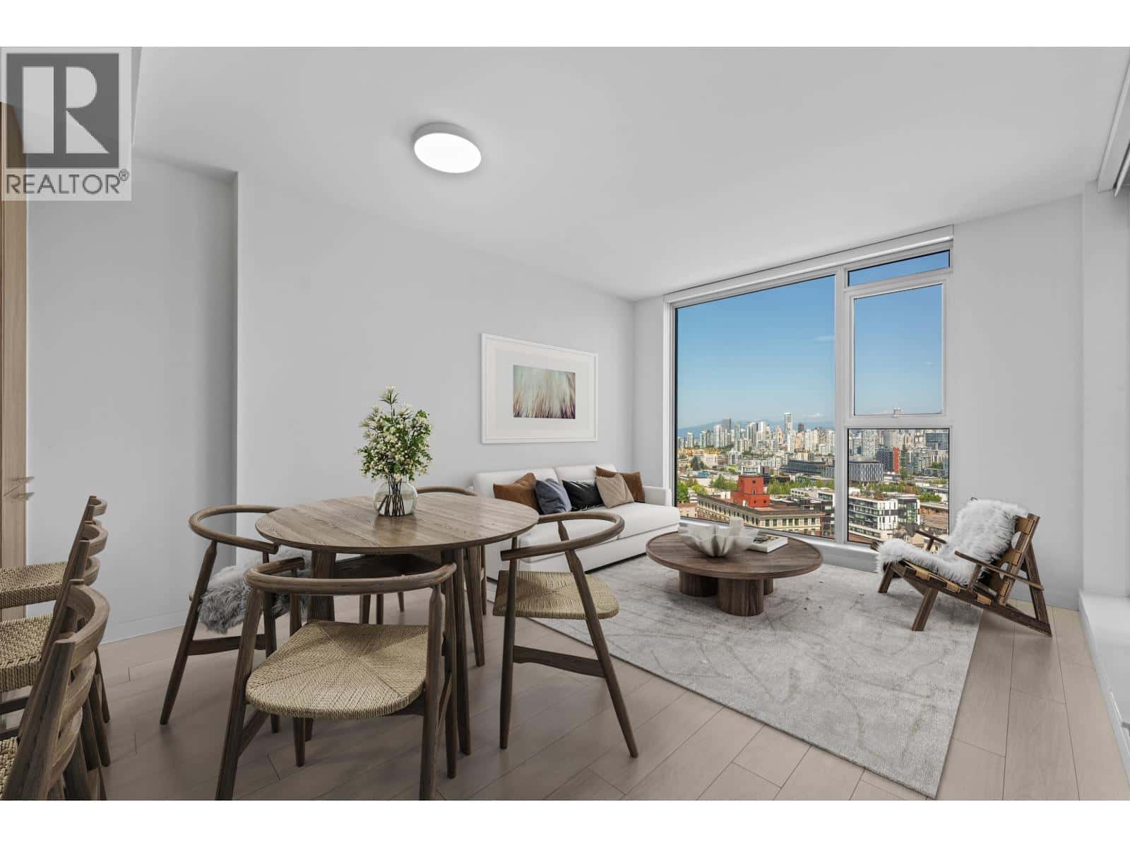 1812 285 E 10TH AVENUE — Vancouver, British Columbia - Photo 2 of 24