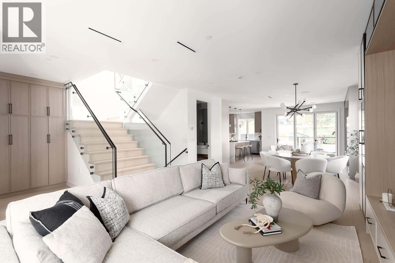 5965 GRANVILLE STREET — Vancouver, British Columbia - Photo 4 of 27