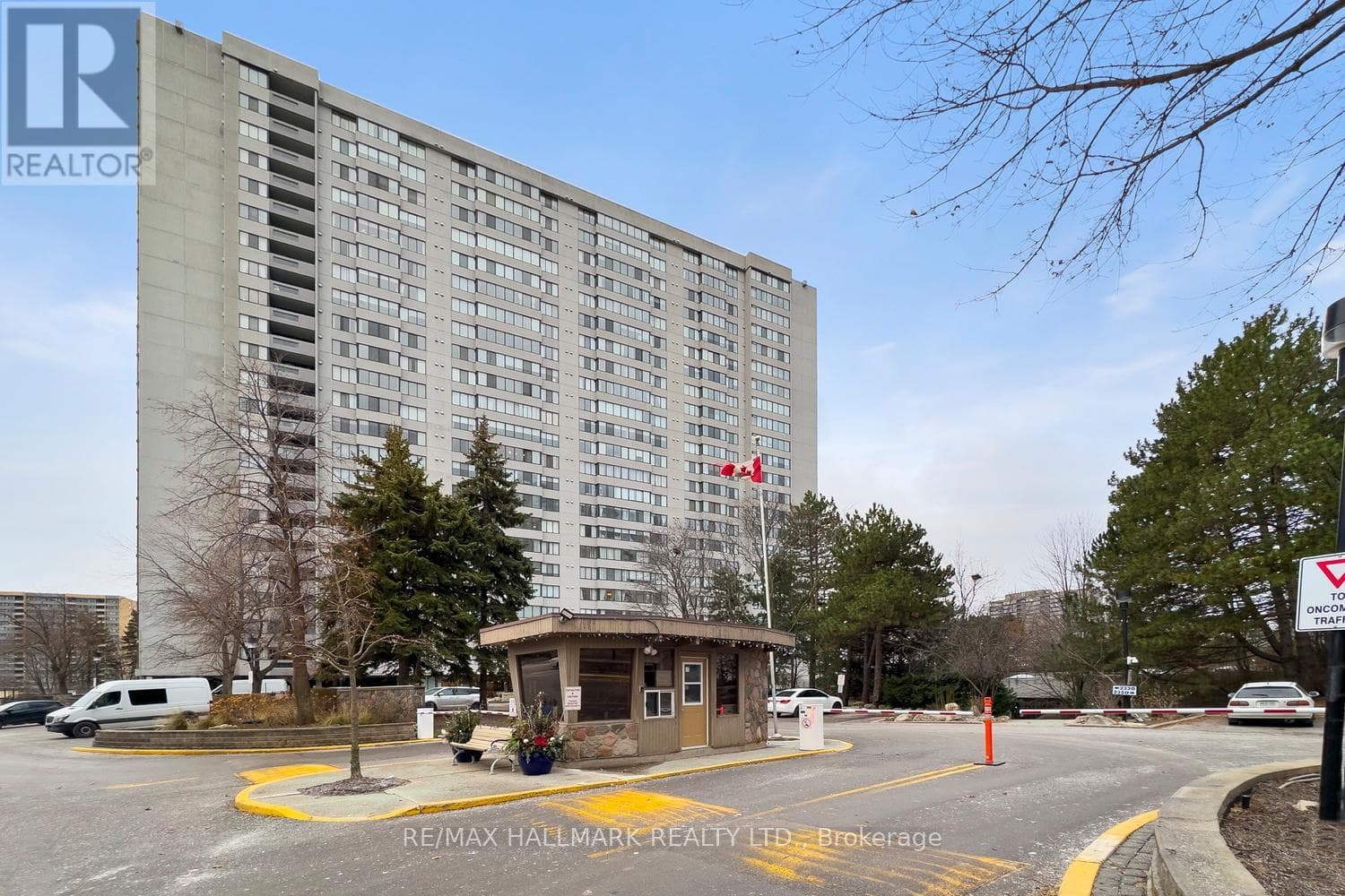 910 - 2330 BRIDLETOWNE CIRCLE — Toronto (L'Amoreaux), Ontario - Main photo