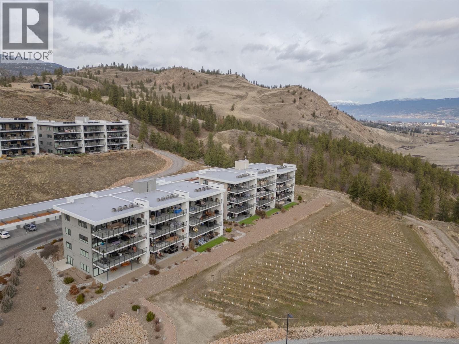 100 Vista Way Unit# 142 — Penticton, British Columbia - Main photo