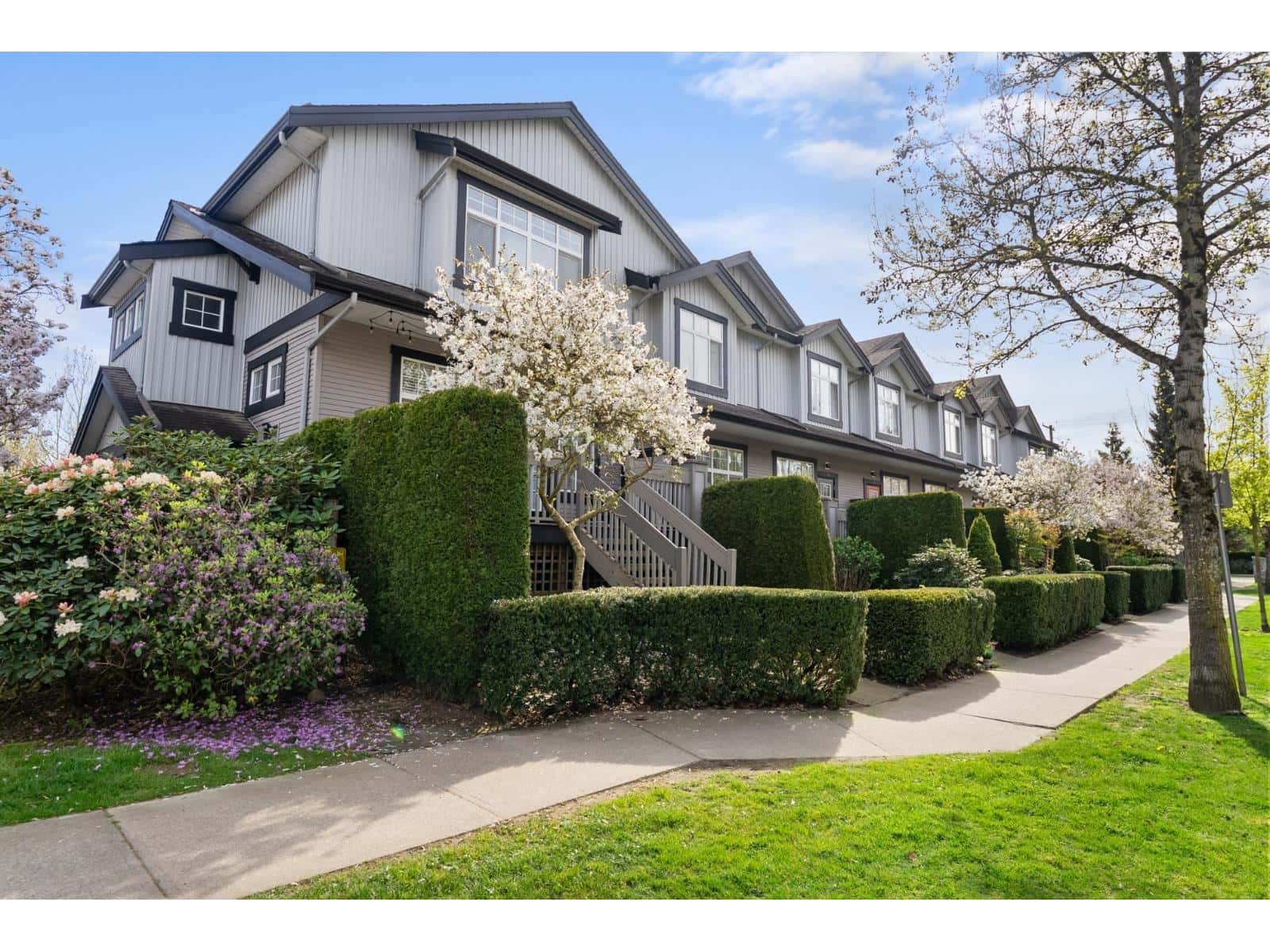 17 18828 69 AVENUE — Surrey, British Columbia - Photo 3 of 31