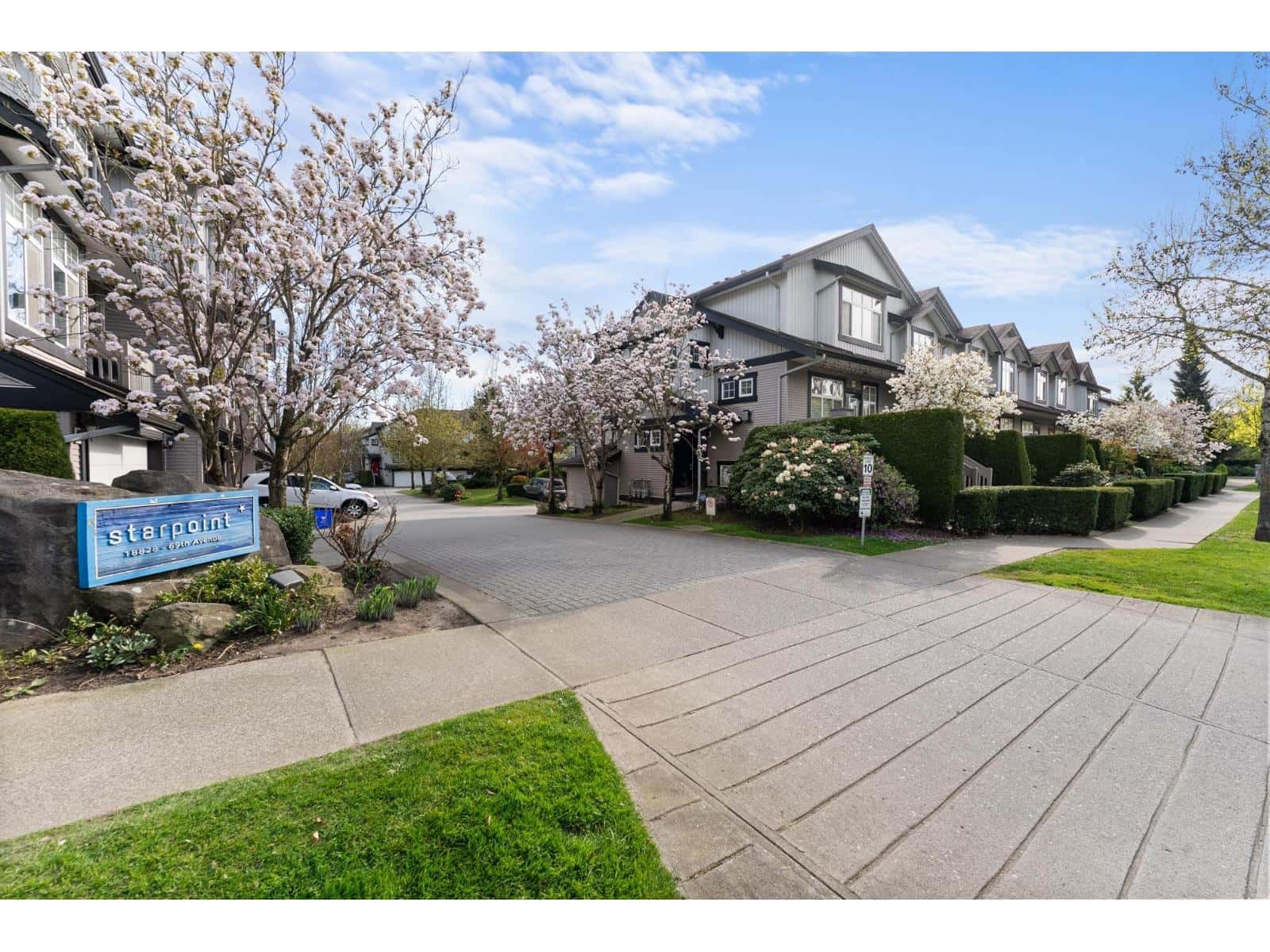 17 18828 69 AVENUE — Surrey, British Columbia - Photo 2 of 31