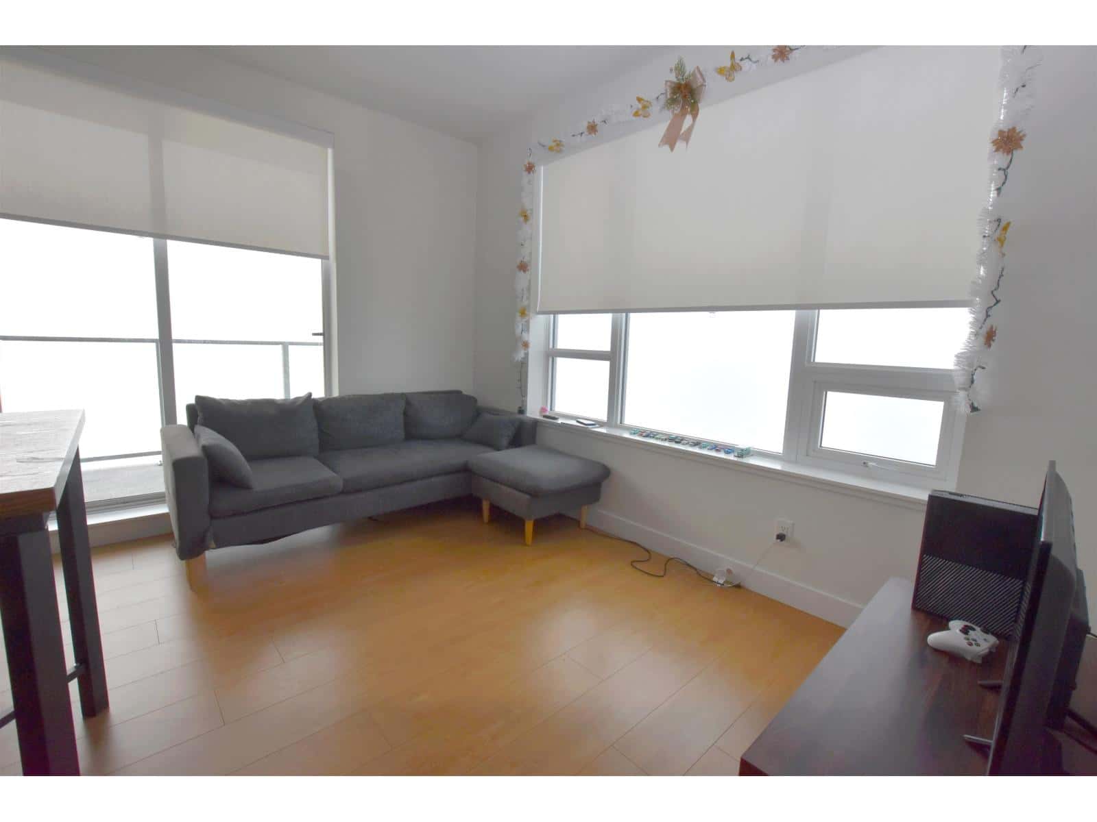 2407 13359 OLD YALE ROAD — Surrey, British Columbia - Photo 3 of 15