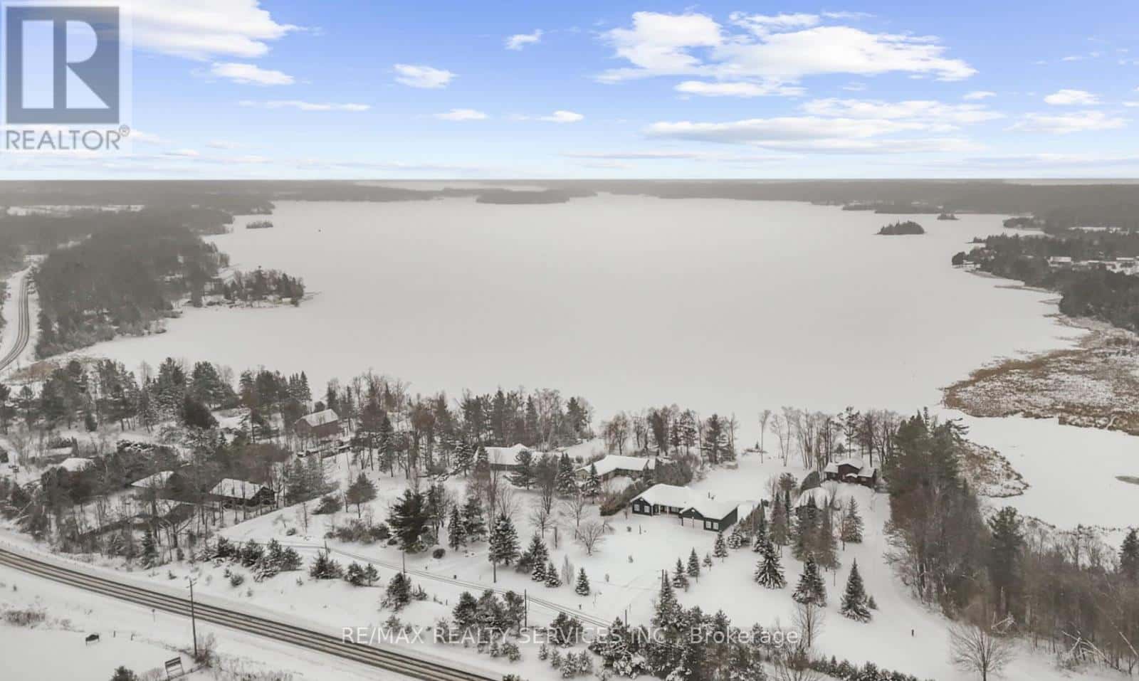 2667 MARY NICHOLS ROAD — Selwyn, Ontario - Photo 3 of 49