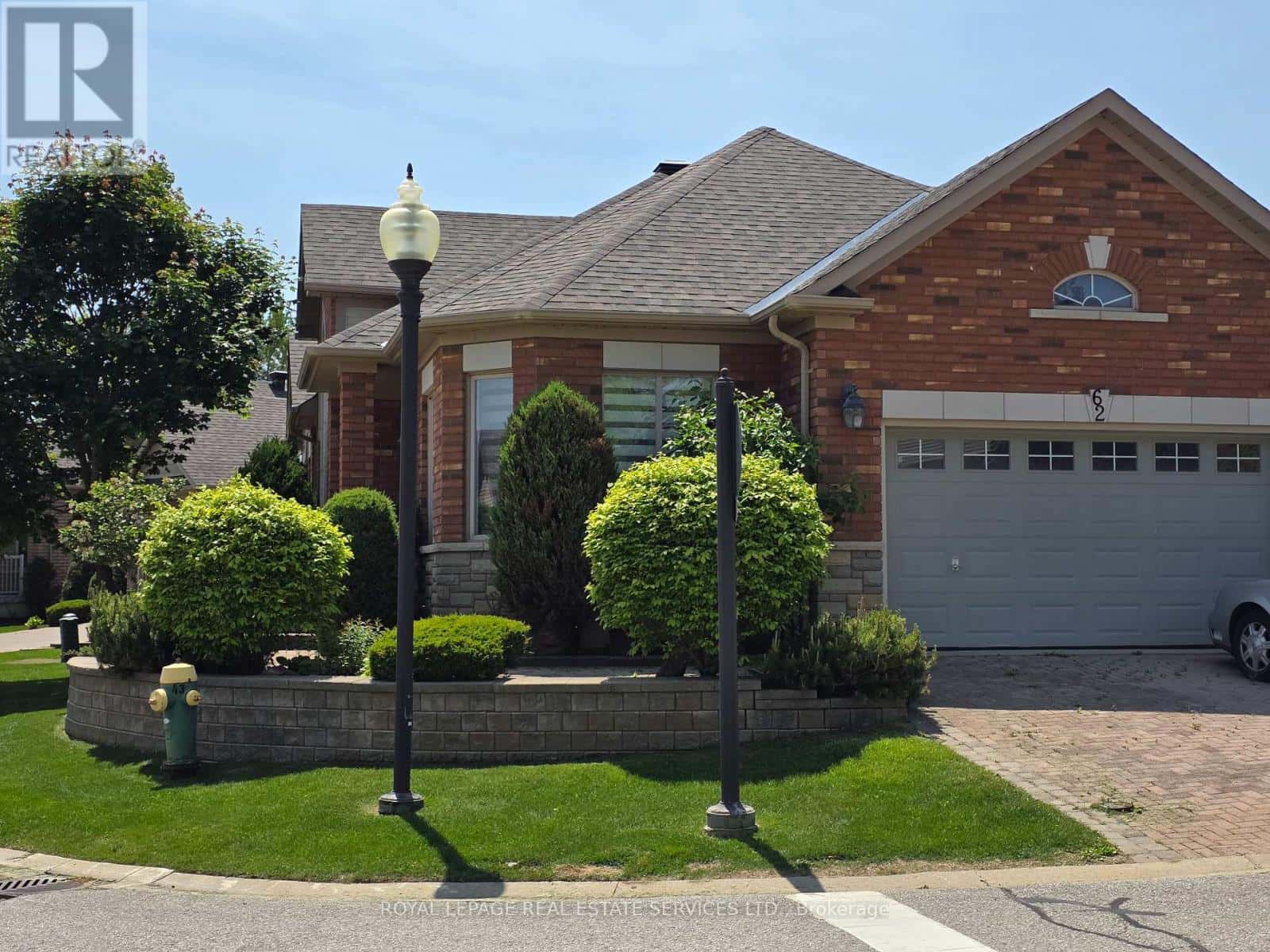 23 - 62 RENAISSANCE POINT — New Tecumseth, Ontario - Photo 3 of 13