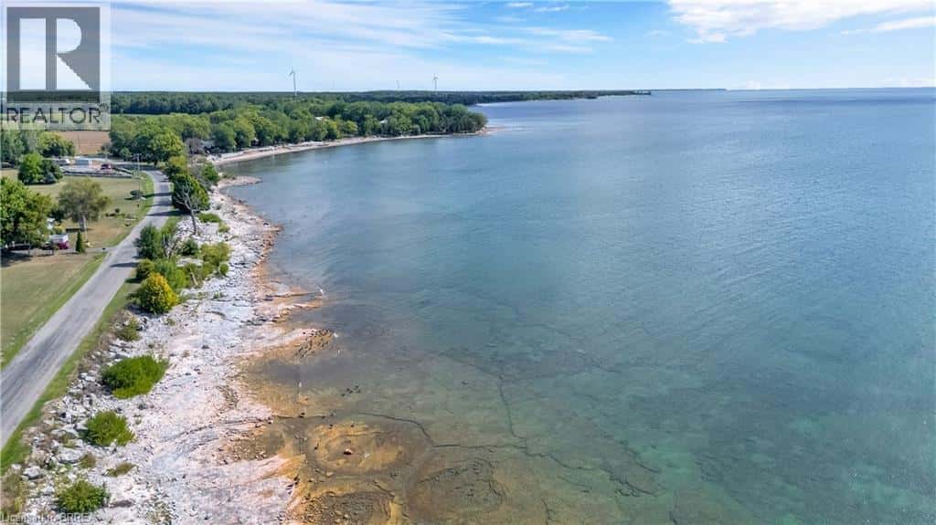 16 FEATHERSTONE Avenue — Selkirk, Ontario - Photo 4 of 47