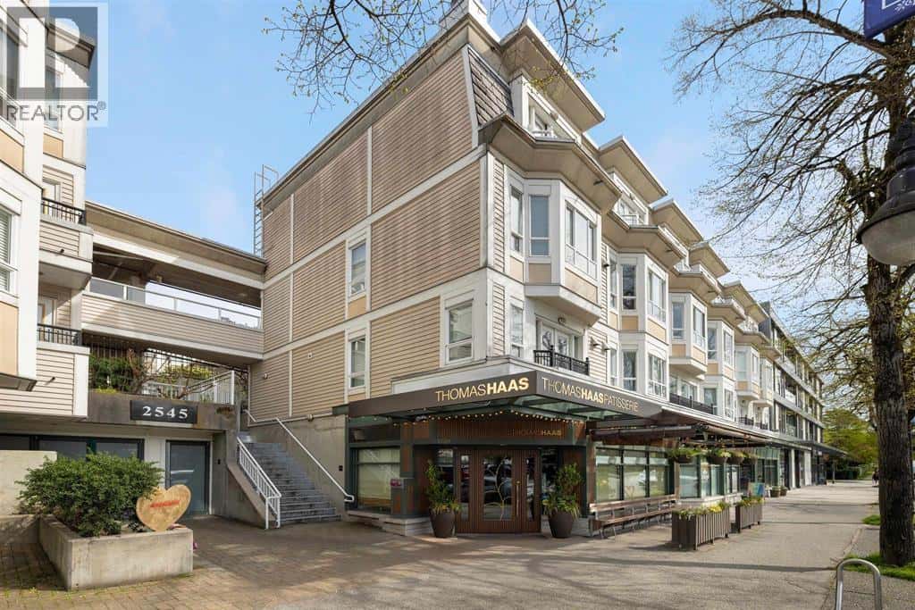 307 2545 W BROADWAY — Vancouver, British Columbia - Photo 3 of 18