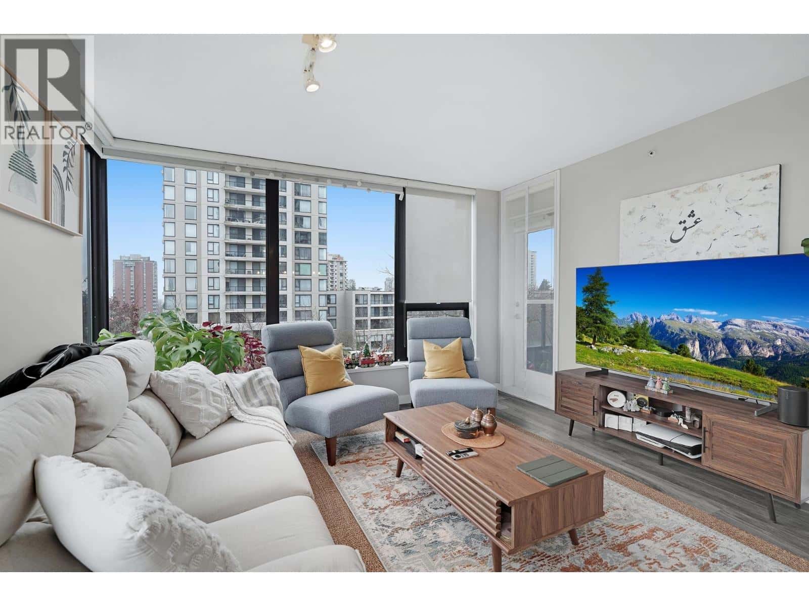 508 7178 COLLIER STREET — Burnaby, British Columbia - Photo 3 of 26