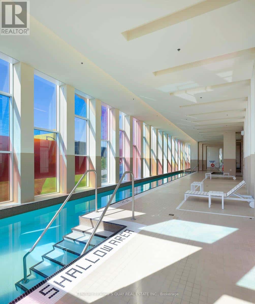 601 - 33 SINGER COURT — Toronto (Bayview Village), Ontario - Photo 4 of 9