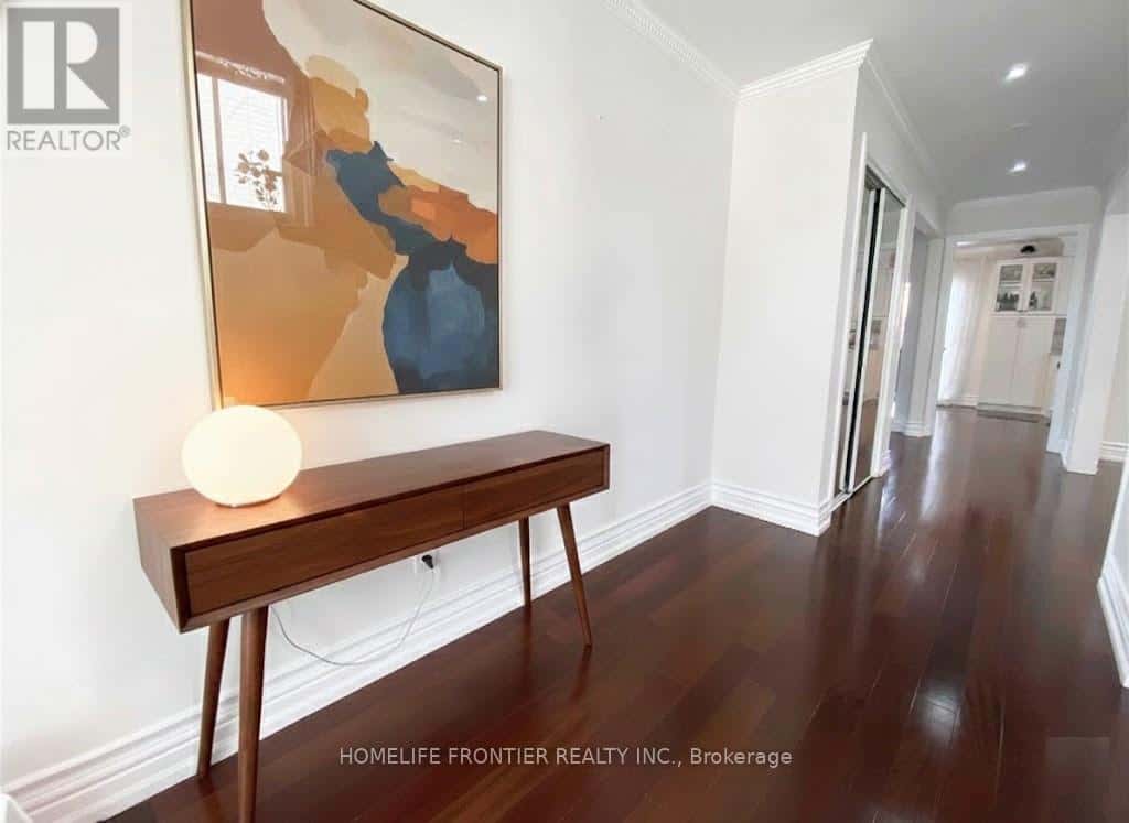 150 MARIA ANTONIA ROAD — Vaughan (Vellore Village), Ontario - Photo 3 of 18