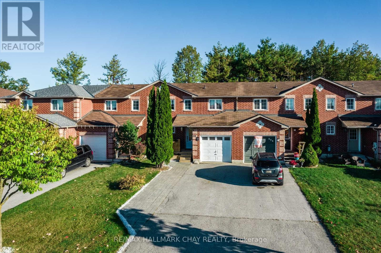 372 DUNSMORE LANE — Barrie (Georgian Drive), Ontario - Main photo