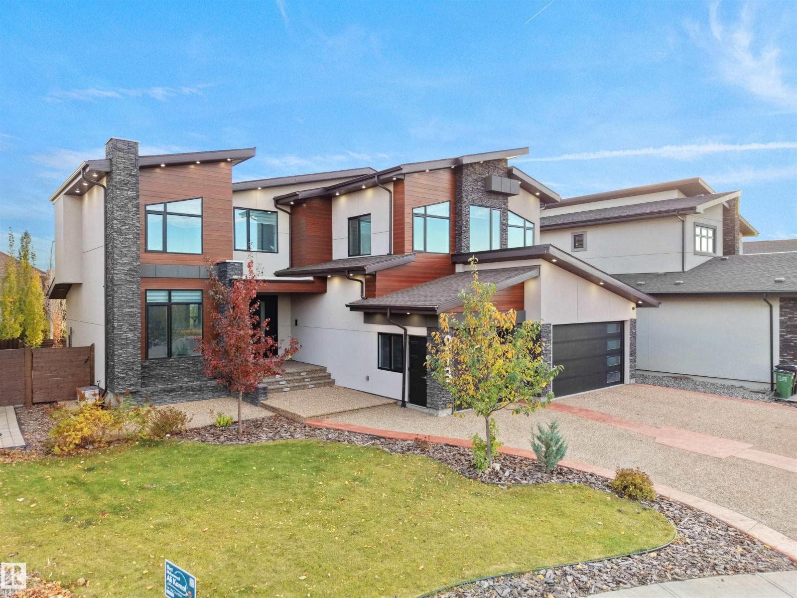 913 WOOD PL NW — Edmonton, Alberta - Main photo