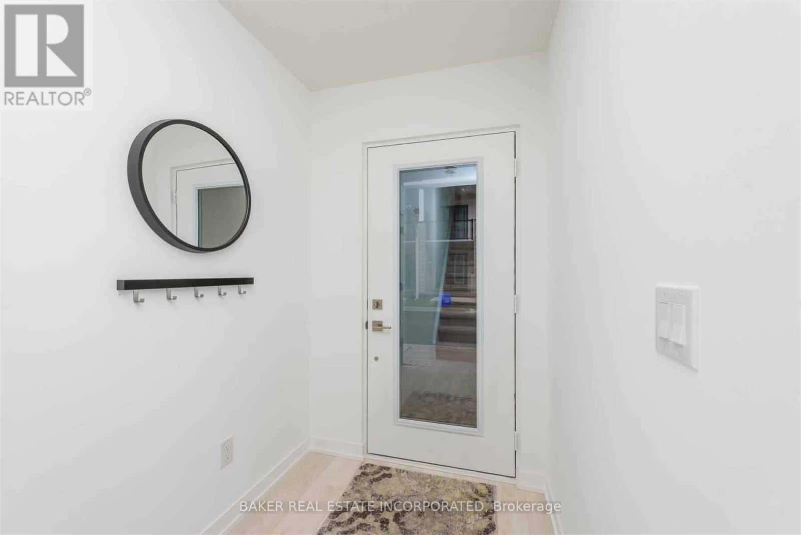 30 - 1095 COOKE BOULEVARD — Burlington (LaSalle), Ontario - Photo 2 of 19