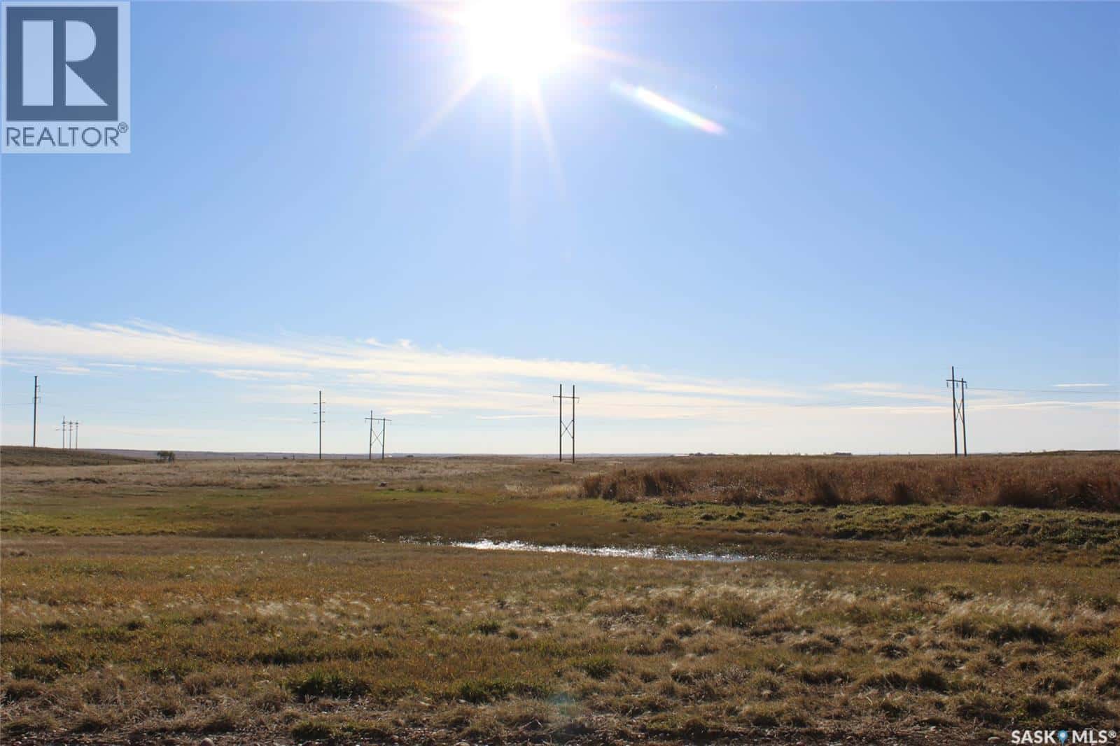 751 Horsey ROAD — Shaunavon, Saskatchewan - Photo 2 of 7