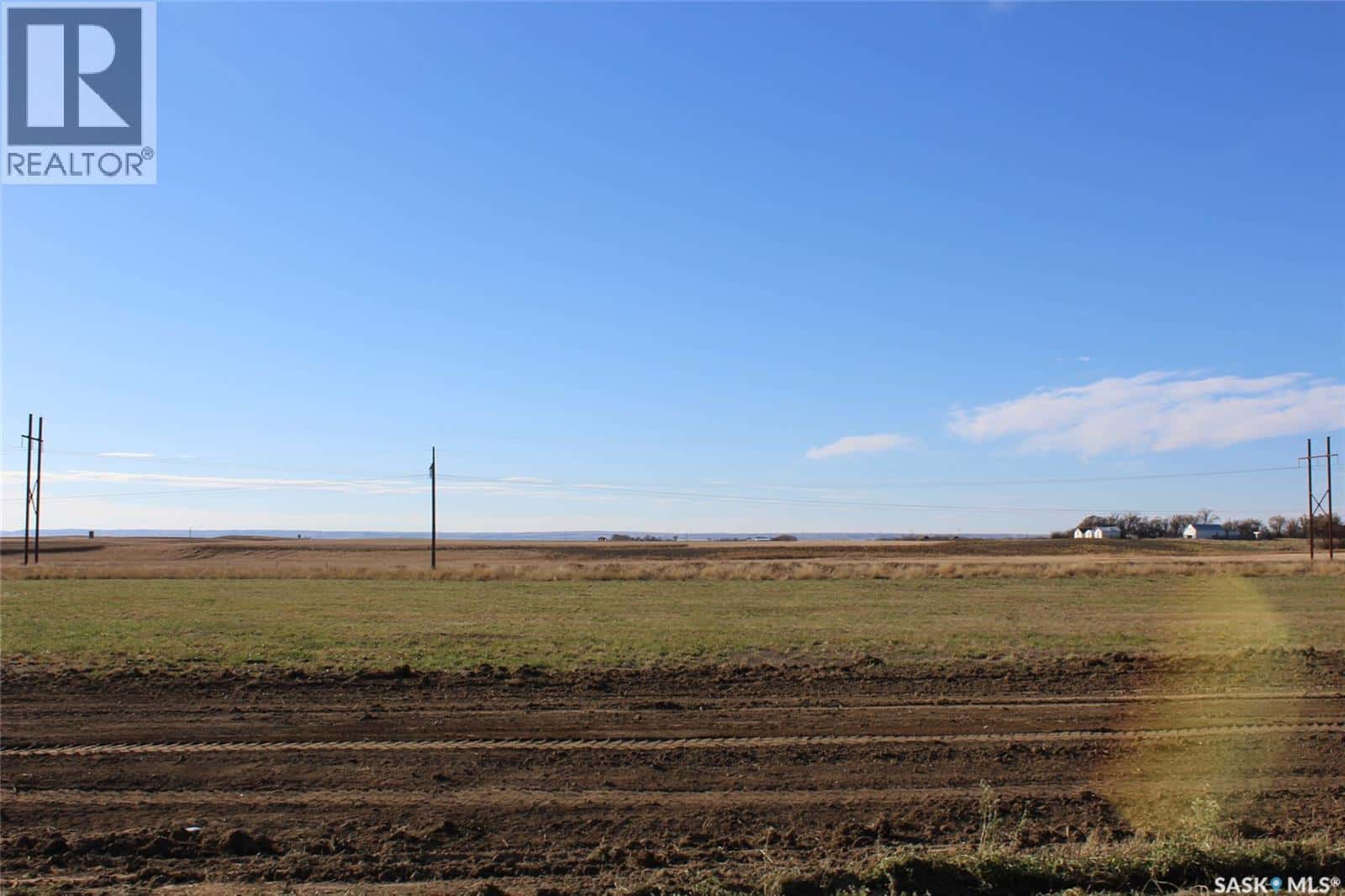 751 Horsey ROAD — Shaunavon, Saskatchewan - Photo 4 of 7