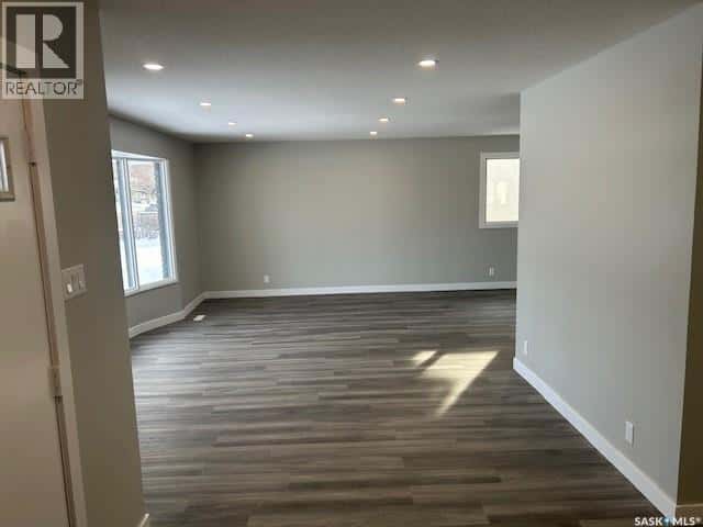 6007 Sherwood DRIVE — Regina, Saskatchewan - Photo 3 of 37