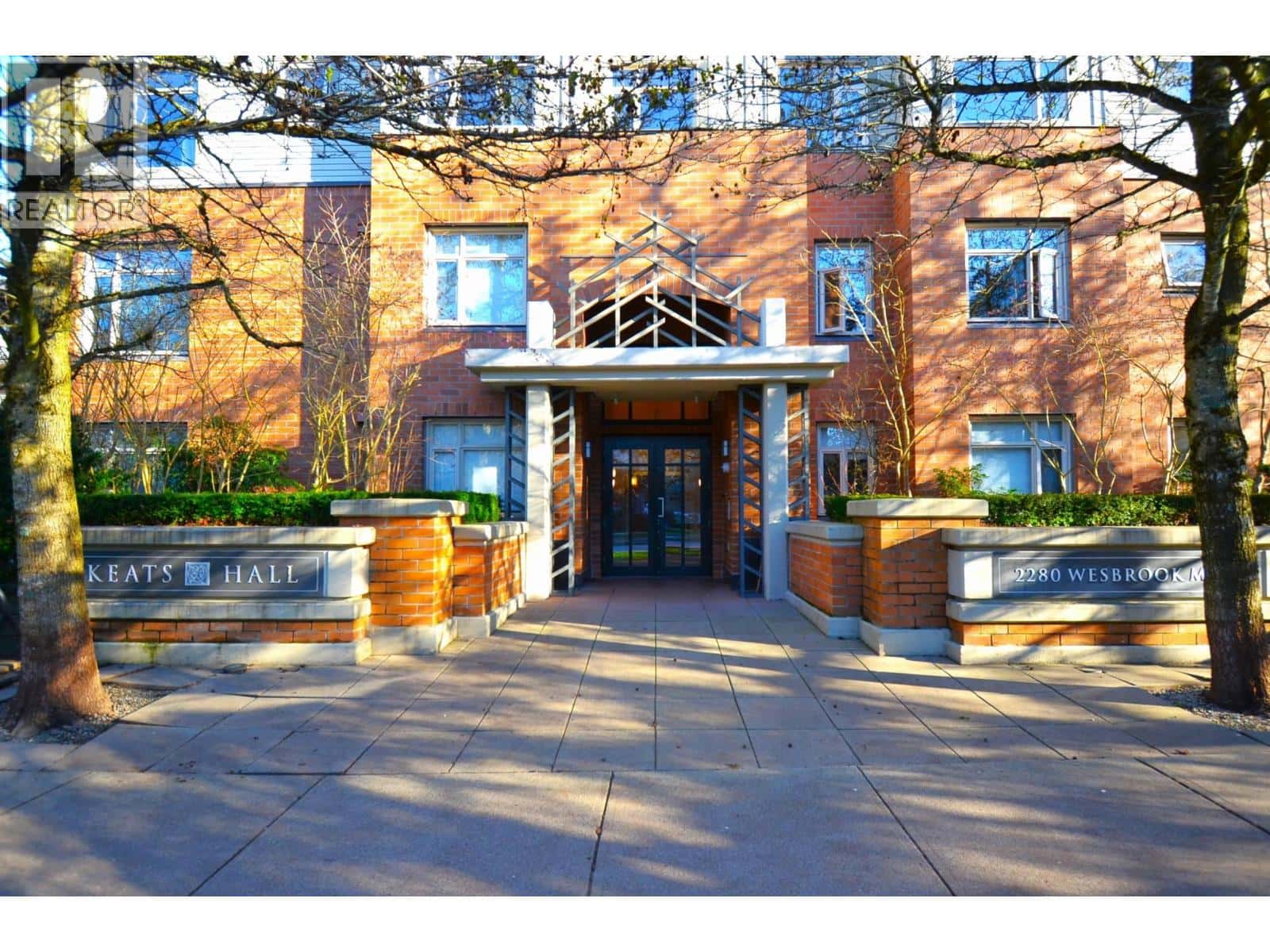 419 2280 WESBROOK MALL — Vancouver, British Columbia - Photo 2 of 40