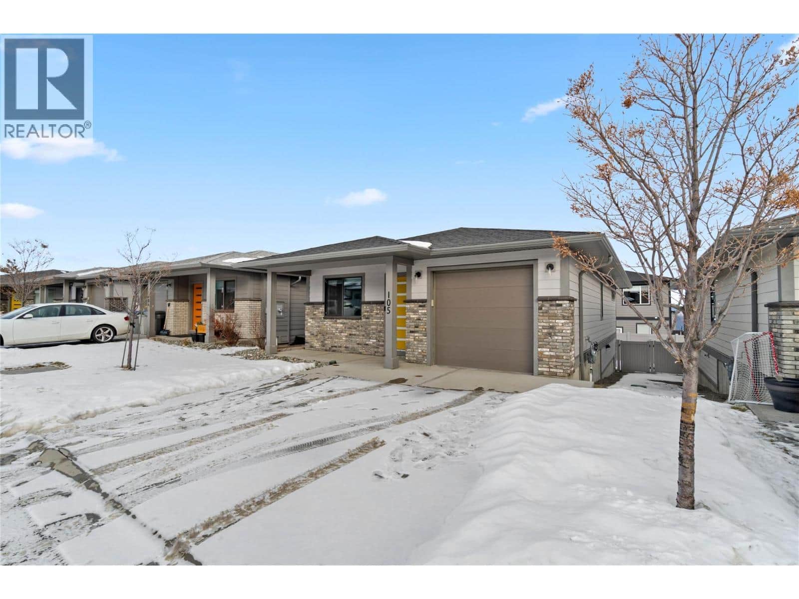 1323 KINROSS Place Unit# 105 - Photo 2 of 32, Kamloops, British Columbia