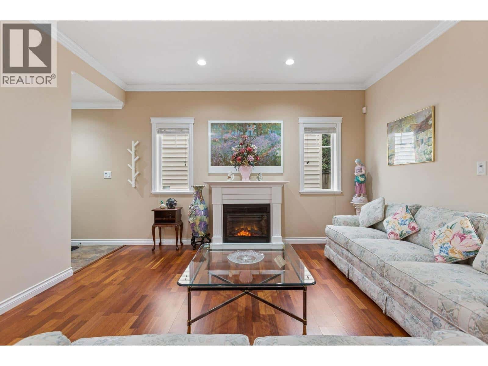 19 7331 NO. 4 ROAD — Richmond, British Columbia - Photo 3 of 24