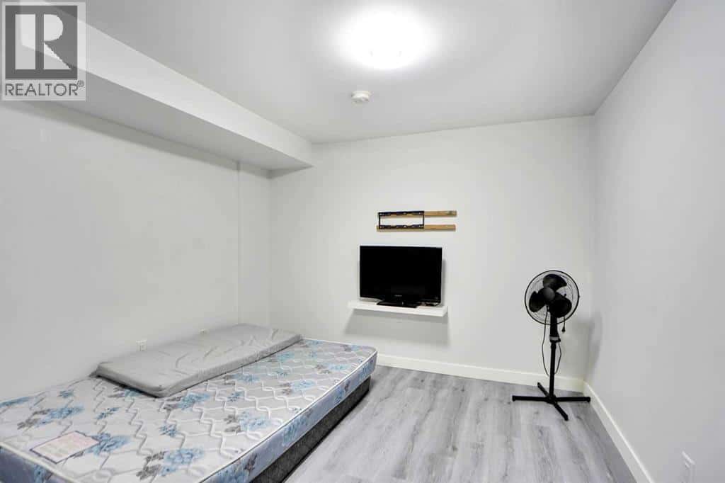 353, 111 Tarawood Lane NE — Calgary, Alberta - Photo 3 of 41