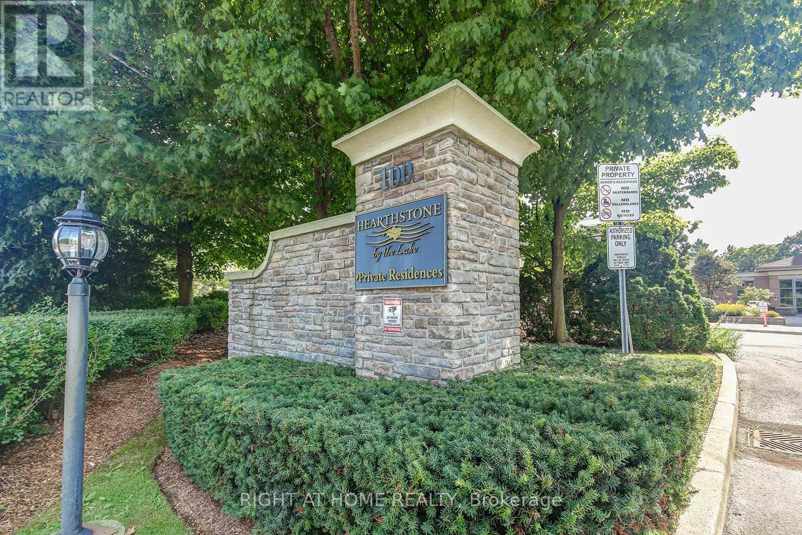 1301 - 100 BURLOAK DRIVE — Burlington (Appleby), Ontario - Photo 2 of 43