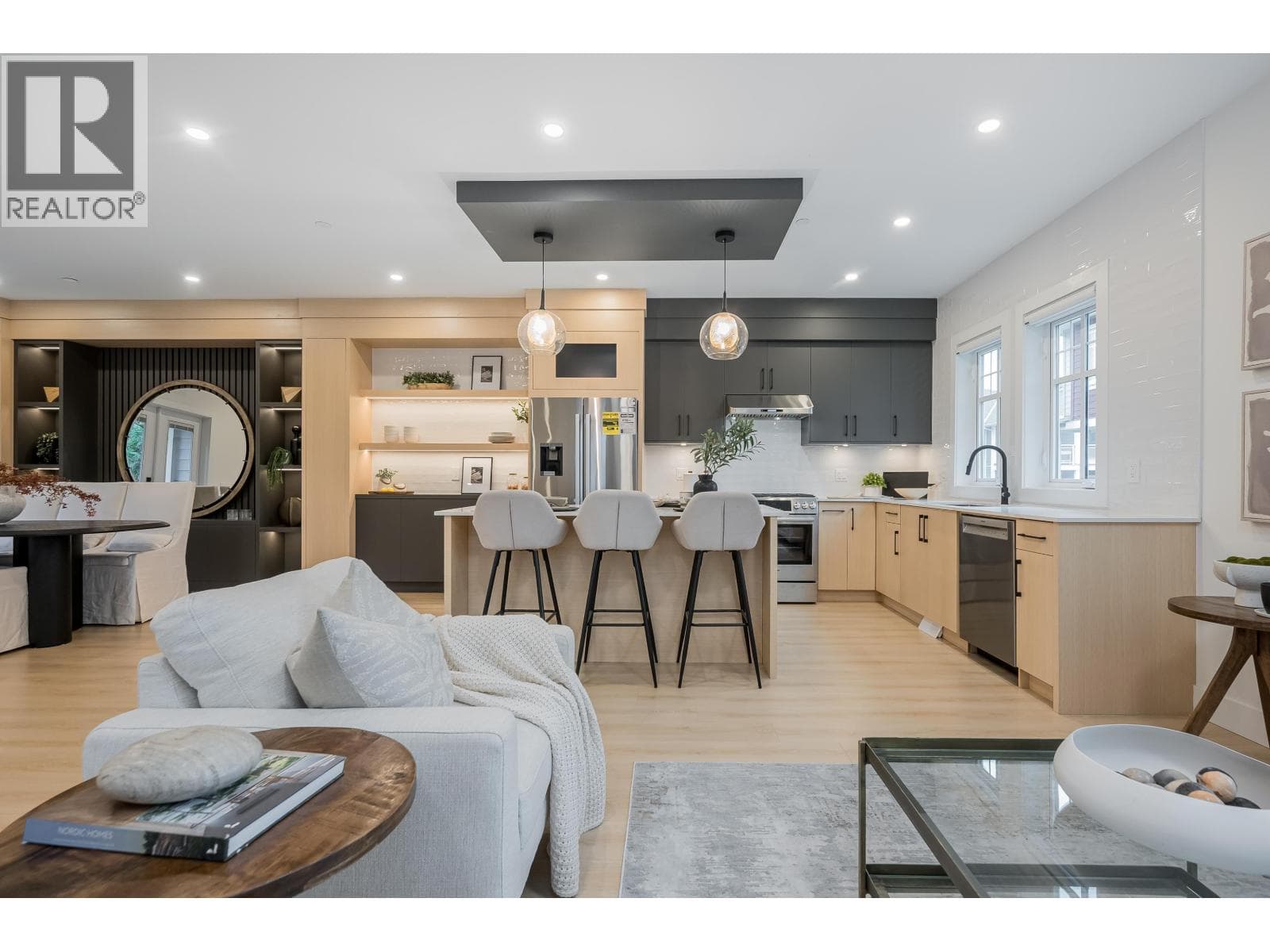 5 4829 48 AVENUE — Ladner, British Columbia - Main photo