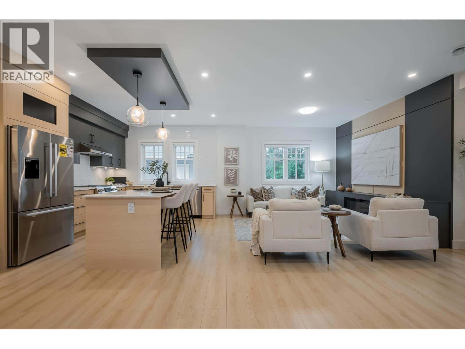 5 4829 48 AVENUE — Ladner, British Columbia - Photo 5 of 40