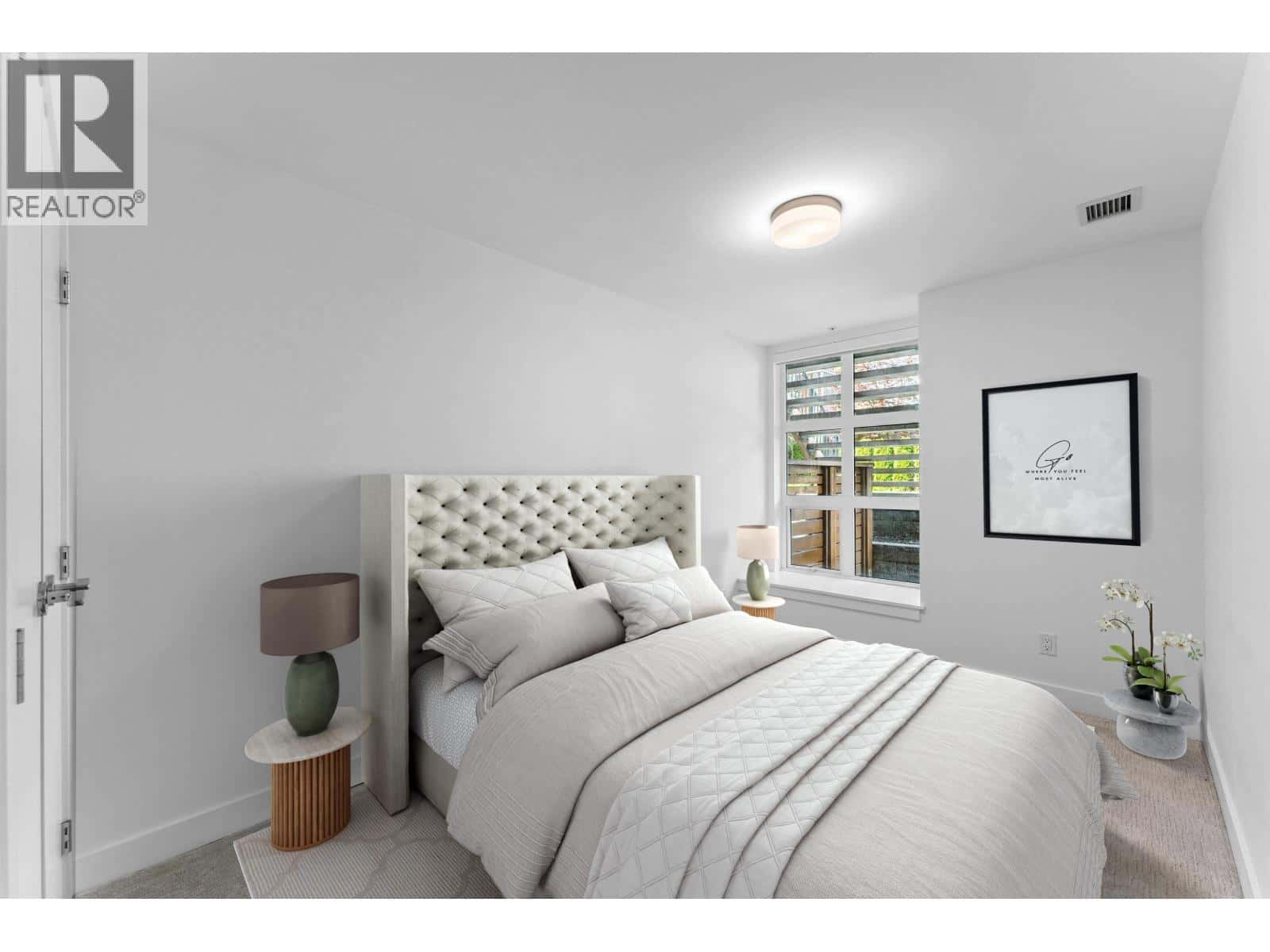 111 2060 CURLING ROAD — North Vancouver, British Columbia - Photo 5 of 40