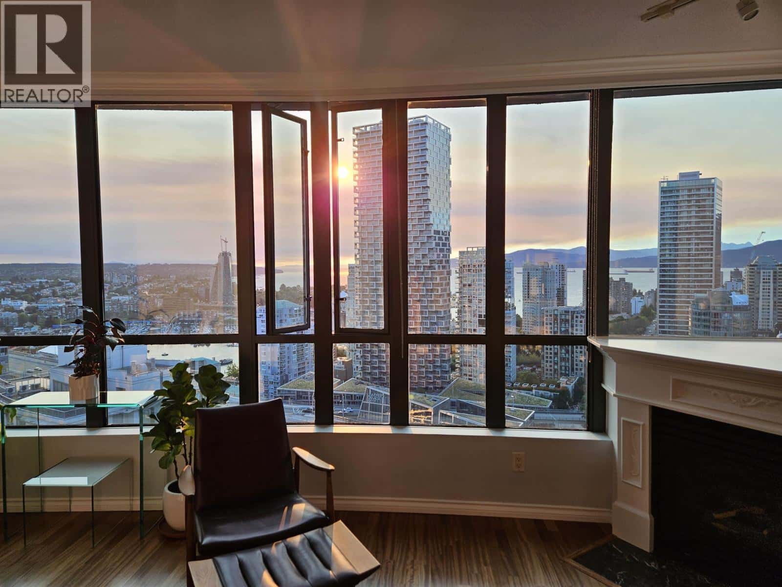 3202 501 PACIFIC STREET — Vancouver, British Columbia - Photo 5 of 40