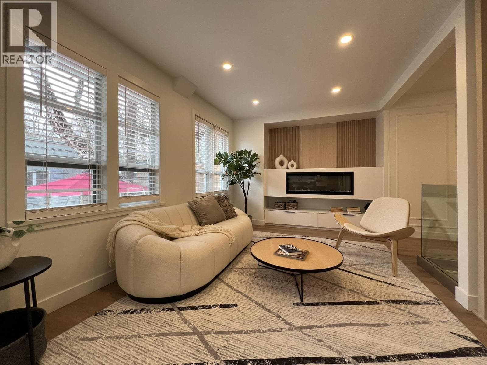 3534 W 17TH AVENUE — Vancouver, British Columbia - Main photo