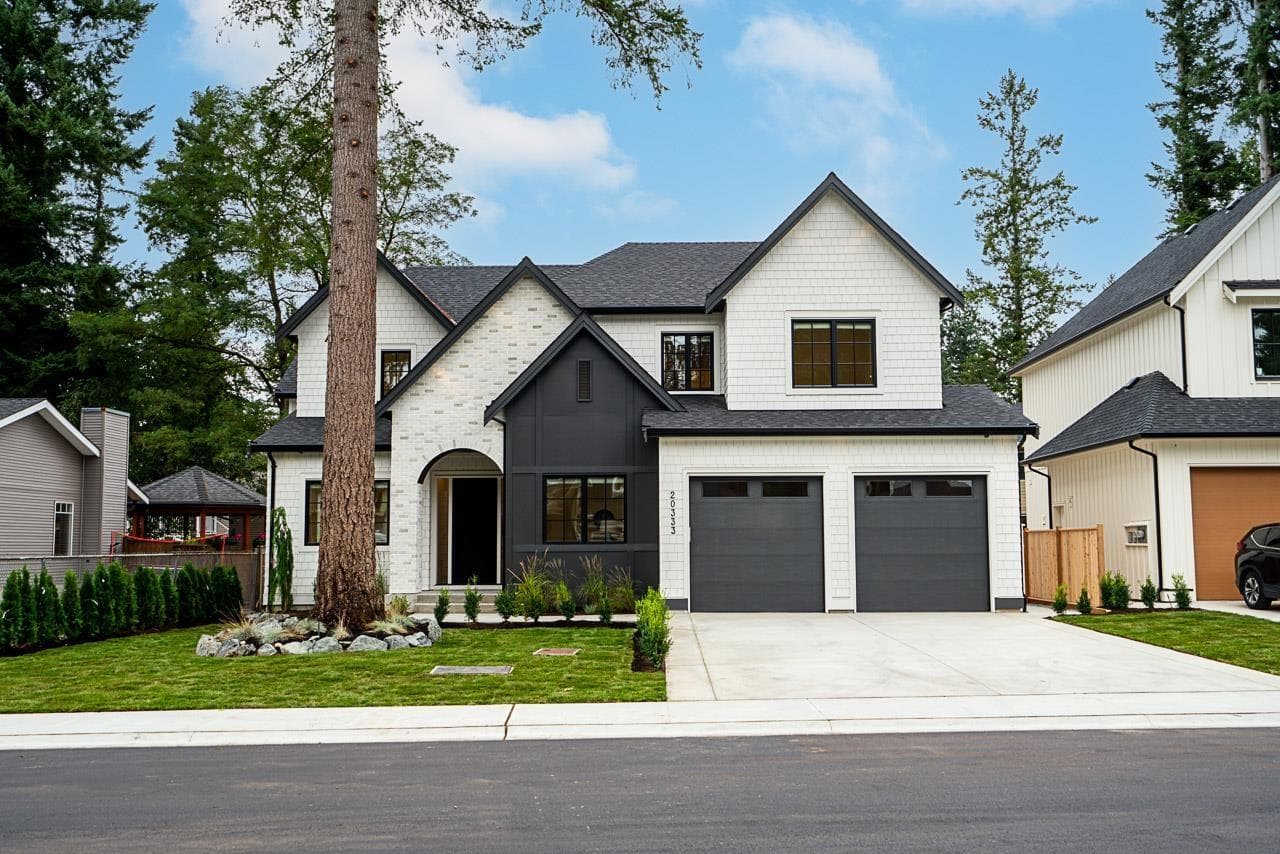 20333 41A AVENUE — Langley, British Columbia - Main photo