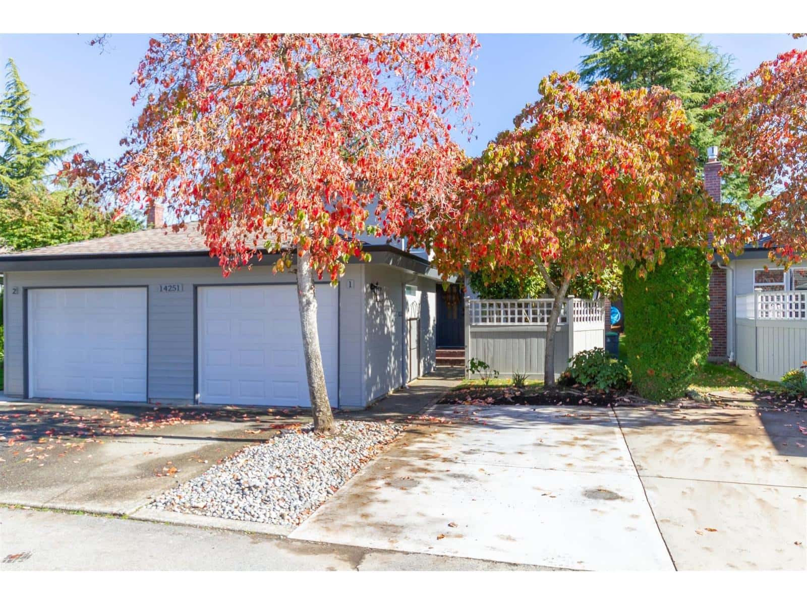 1 14251 18A AVENUE — Surrey, British Columbia - Photo 3 of 27